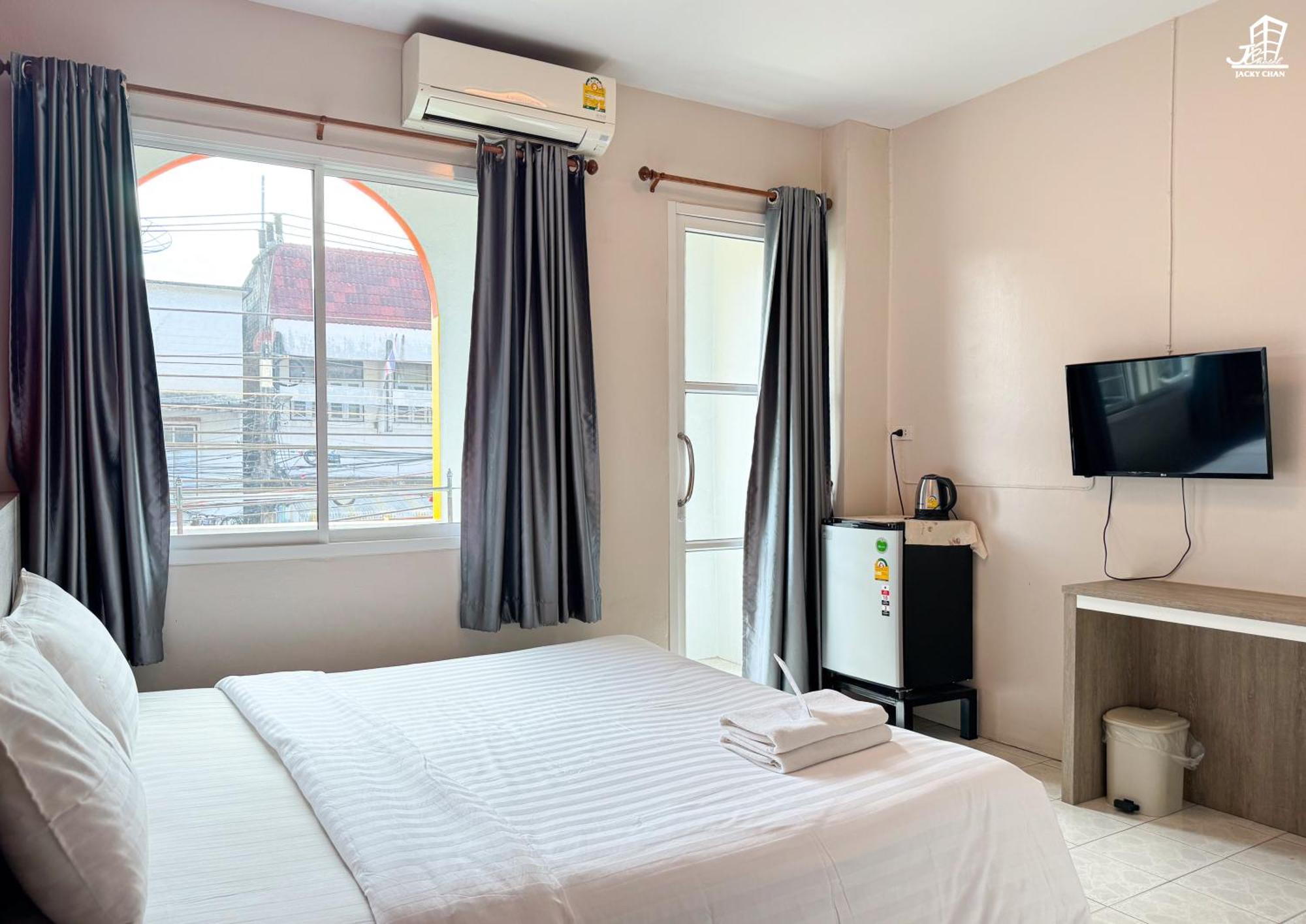 Jacky Chan Hotel Betong Exterior foto